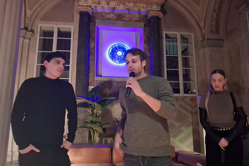 Vernissage Connettendo luce e materia – Marenco Club, Bologna