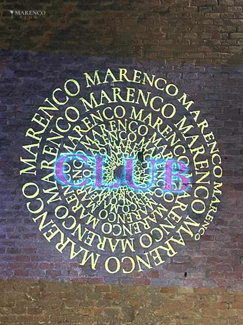Proiezione logo Marenco Club durante Connecting Stages al Cassero di Bologna
